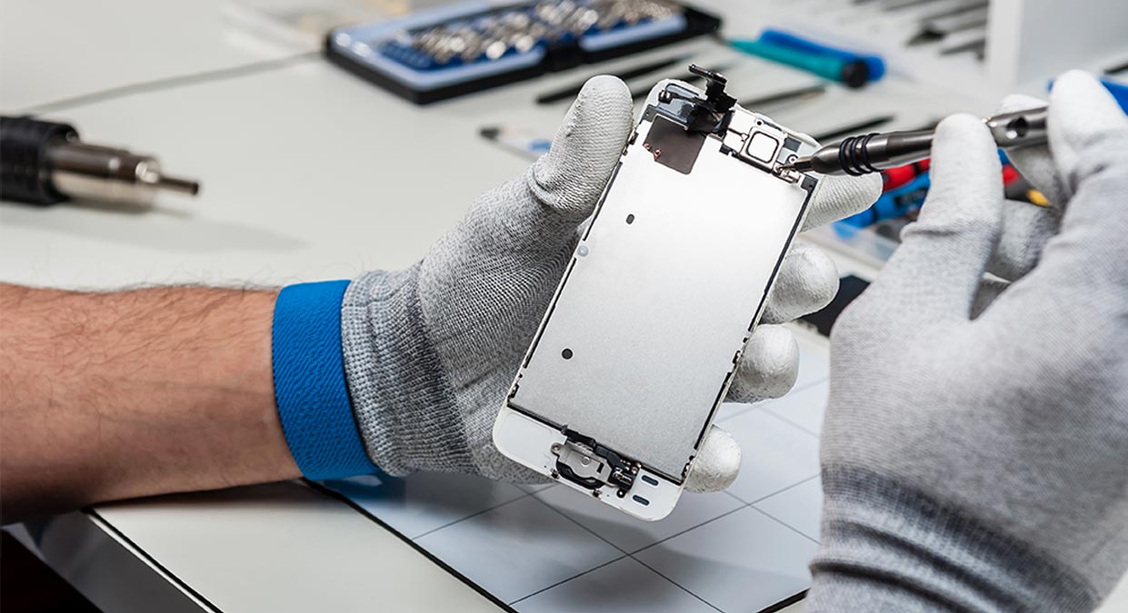 Detailaufnahme zur Smartphone-Reparatur
